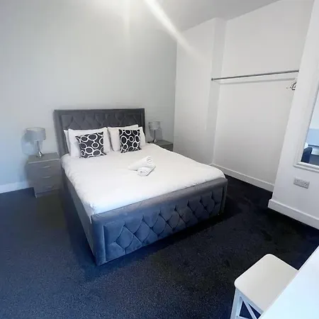 Ferienwohnung Free Parking - Cosy 2-Br Flat Near Salford Royal Manchester Exterior foto